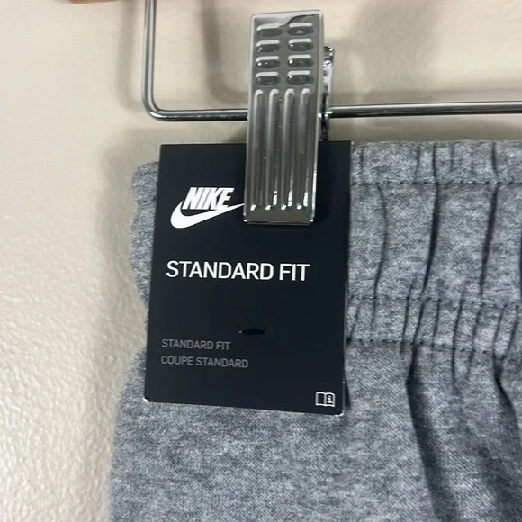 Nike NWT Heather Gray Standard Fit Joggers - Picture 5 of 6